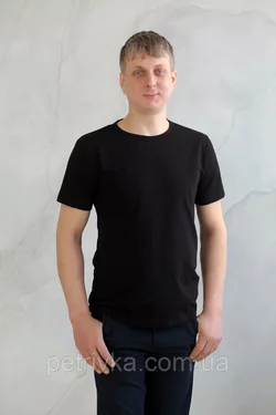 Базова чоловіча футболка Casual чорного кольору