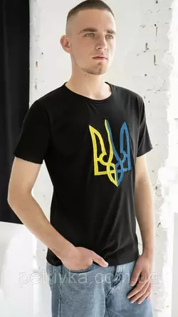 Черная Патриотическая мужская футболка с "Трузубом" М-05
