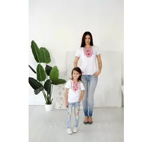 Парні вишиті футболки, жіноча та дитяча вишита футболка
